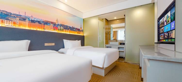 艺龙瑞云酒店(天台山高铁站店)图片