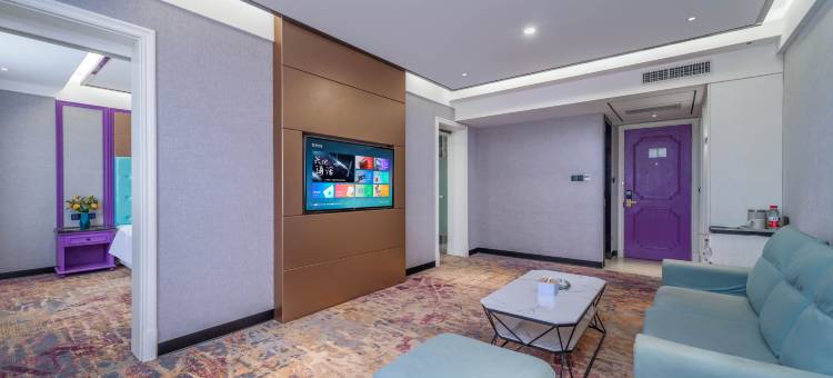 中卫哲维斯·假日酒店(鼓楼店)图片