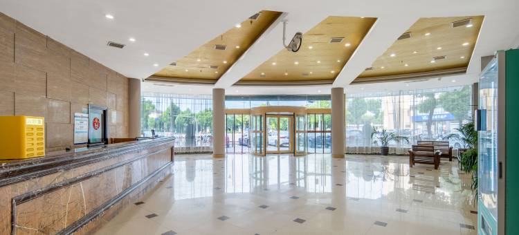 麦爵Mezzz酒店(慈溪孙塘北路店)图片