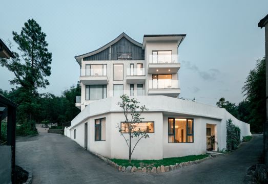 安吉云上夕语亲子泳池度假民宿（余村）外景图
