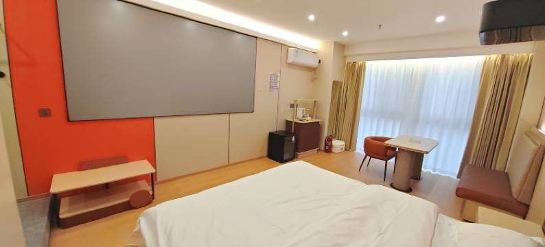 镇江精品公寓(乐达广场店)图片