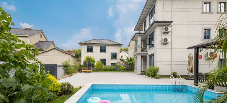 花筑·枫林晚民宿(桐庐OMG心跳乐园店)图片