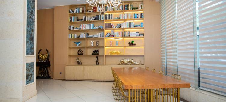 爱电竞酒店(上海吴淞国际邮轮码头淞宝路店)图片