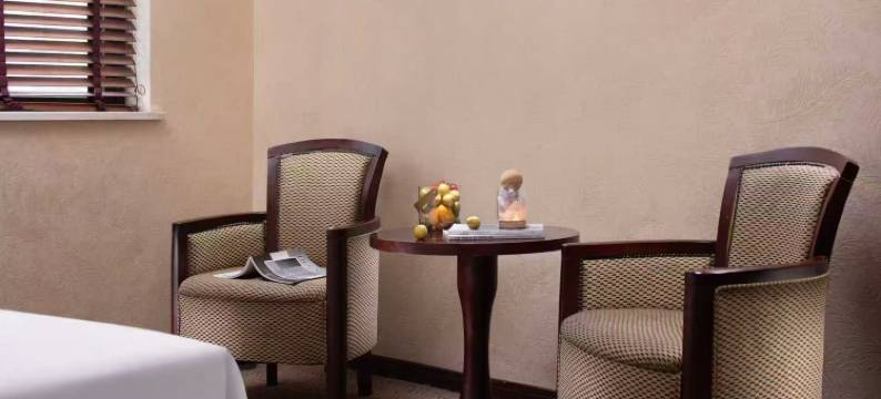 柏瑞·BR影院酒店(建设二路地铁站武商城市奥莱店)图片