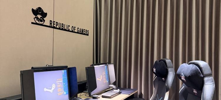 奇遇电竞酒店(宝莲寺泰隆商业街店)图片