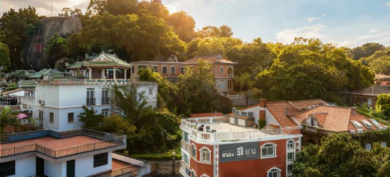 鼓浪屿WHITE居易度假别墅(日光岩店)图片