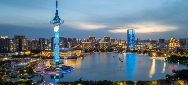 Beverly Boutique 比坲利精品酒店(盐城聚龙湖欧风花街店)图片