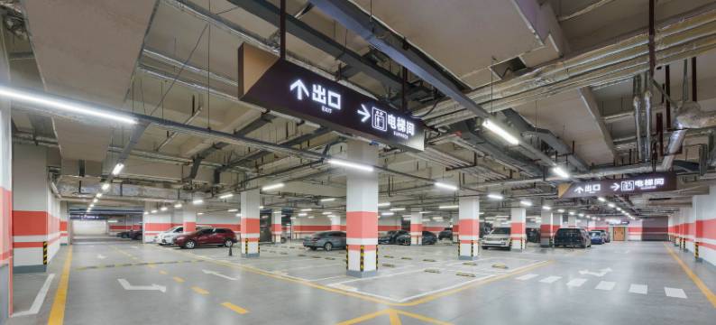 乌鲁木齐国际大巴扎和田二街弗洛拉Flora·秘境酒店图片