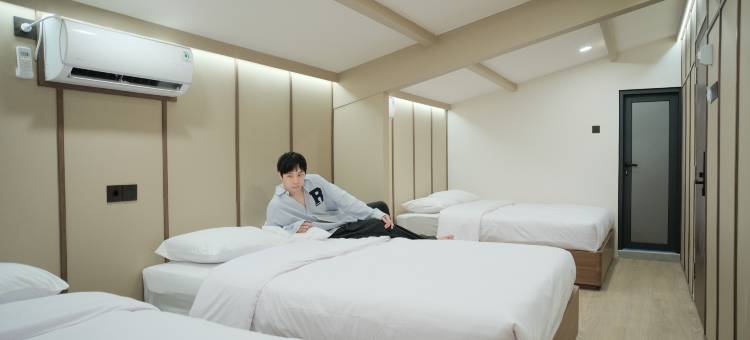 INSAHAUS玛琅旅馆(INSAHAUS Guest House Malang)图片