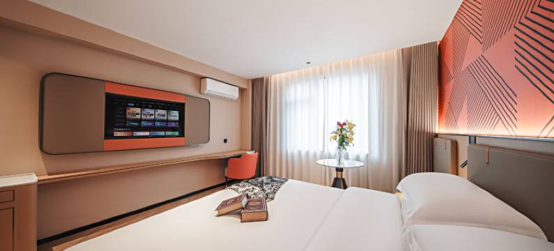 美菲轻奢酒店(防城港行政中心店)图片