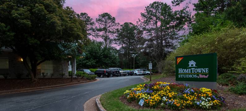 HomeTowne Studios by Red Roof Atlanta – Lawrenceville图片