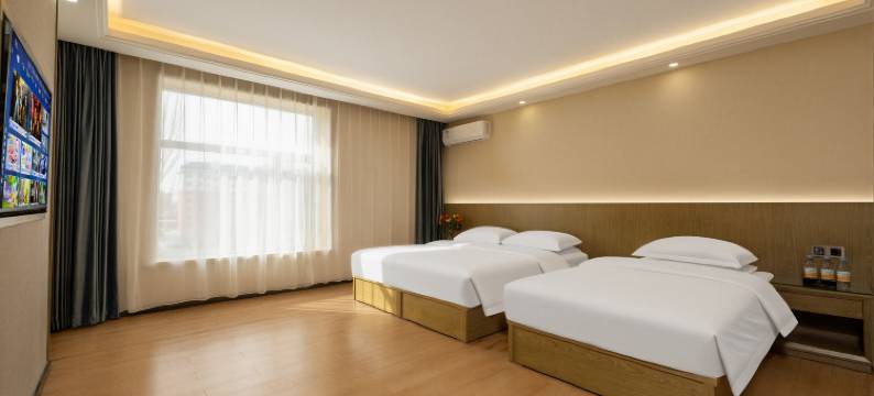 杭锦旗君鸿假日酒店图片