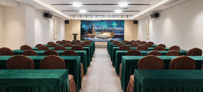 宜尚酒店(贺州大道爱莲湖公园店)图片