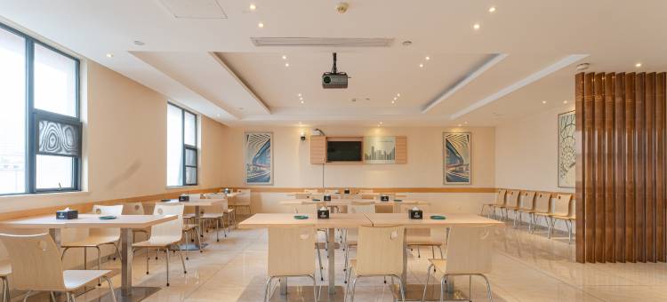 光刃电竞酒店(黄石大道店)图片
