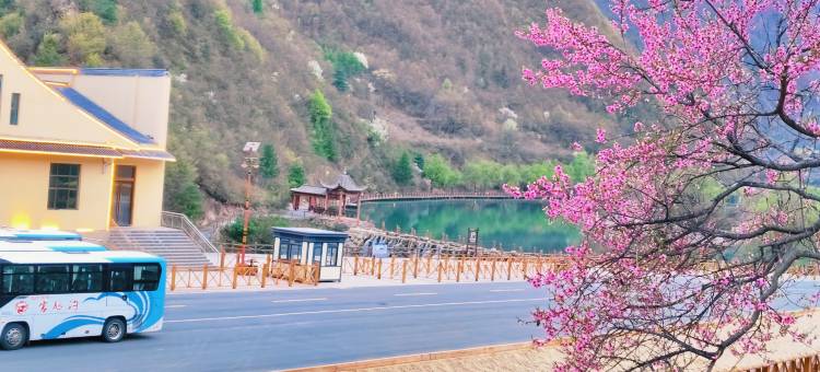 鹅嫚隐庐全季民宿(官鹅沟大景区店)图片