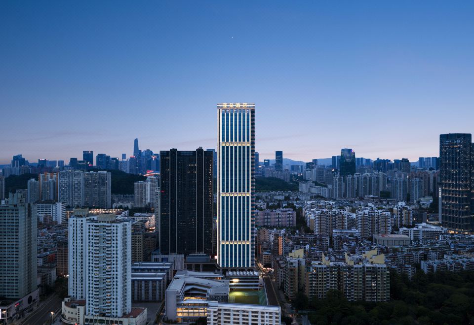 深圳福田卓悦滙亚朵酒店外景图