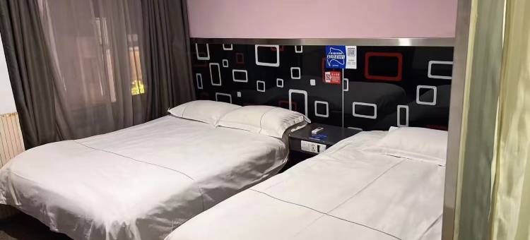 禧龙宾馆(哈尔滨中央大街西五道街店)图片