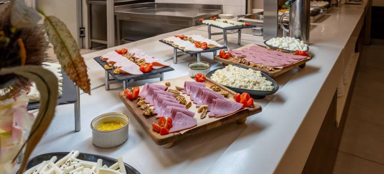 伊斯坦布尔拜拉姆贝沙华美达安可酒店(Ramada Encore by Wyndham Istanbul Bayrampasa)图片