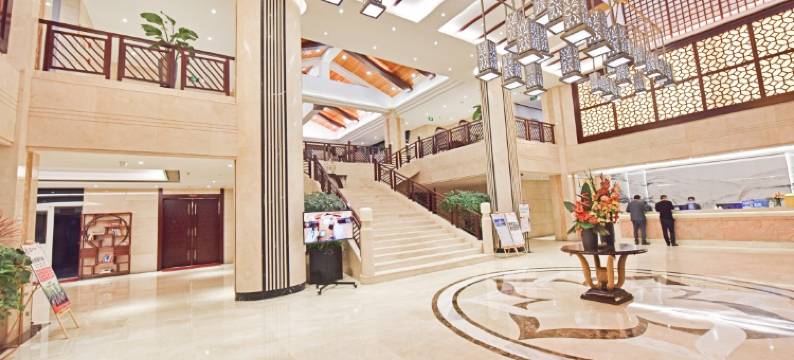 昆明云天花苑酒店(滇池路海埂大坝店)图片