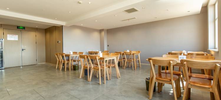 都市118精选酒店(深泽汽车站店)图片