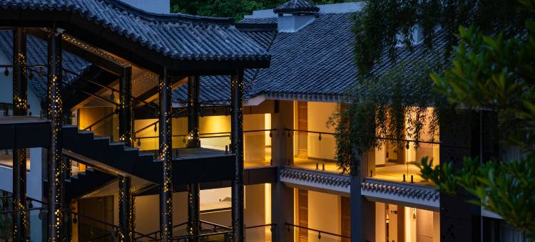 洞天府邸·双龙洞竹筏溯溪私汤度假酒店图片
