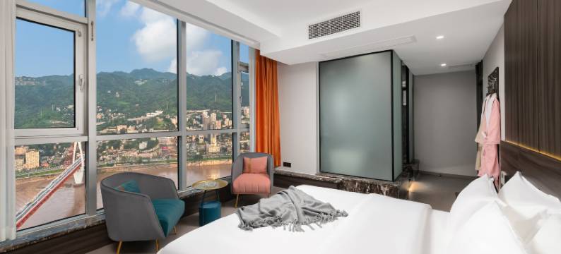 星空一号·云端江景酒店(重庆解放碑云端之眼店)图片