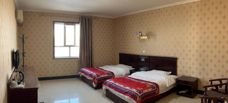 额济纳旗杰隆宾馆图片