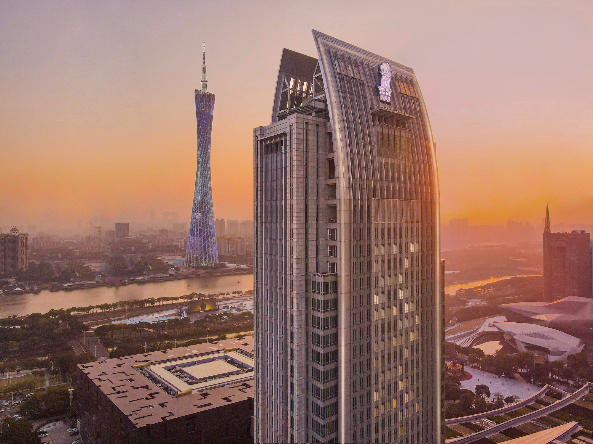 The Ritz-Carlton, Guangzhou Over view