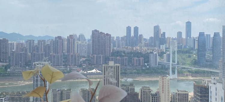 等我一夏夏公寓(解放碑洪崖洞店)图片