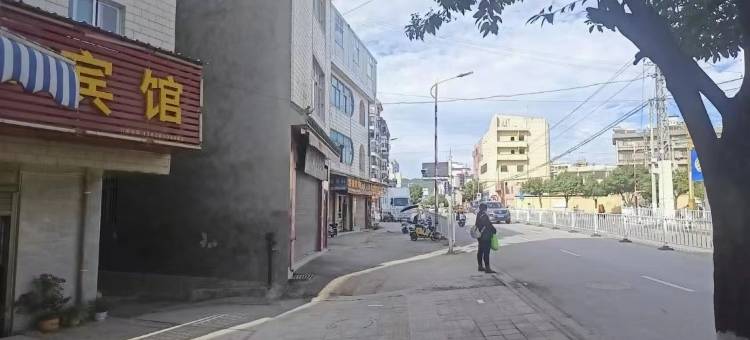 楚华宾馆(南华汽车客运站店)图片