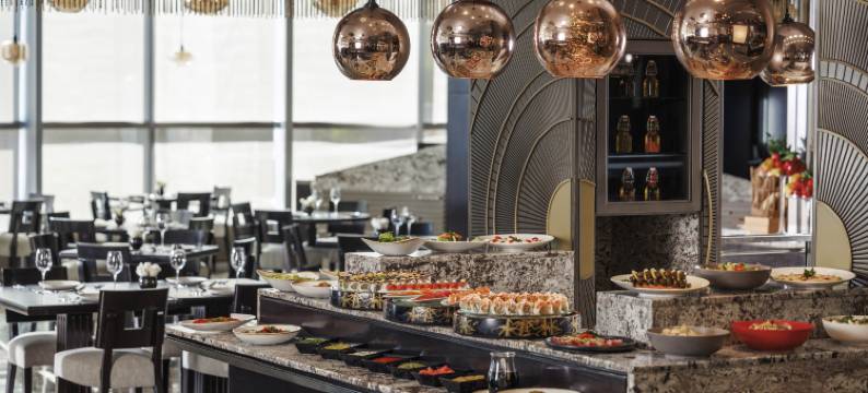 迪拜卓美亚阿联酋塔酒店(Jumeirah Emirates Towers Dubai)图片