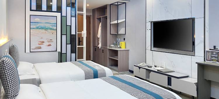 阿拉尔晶华主题酒店(上海风情街市政府店)图片