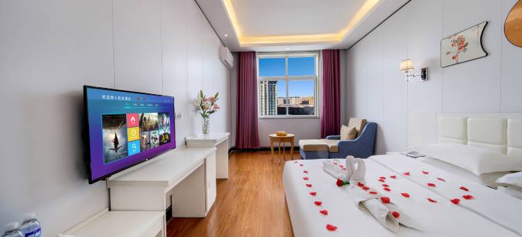 东方明月假日酒店(平顶山工业职业技术学院店)图片