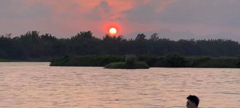 安吉乐逸·乡野溯溪垂钓·星空泳池度假民宿(龙王山漂流店)图片