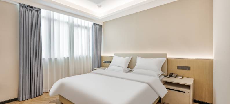 遇见MO·HOTEL(广州北站花都广场地铁站店)图片