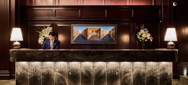 温哥华瑰丽酒店(Rosewood Hotel Georgia)图片