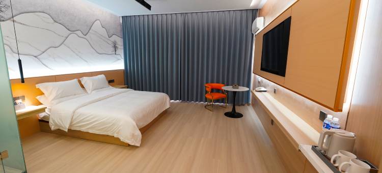 161假日酒店(苏尼特右旗赛汉镇店)图片