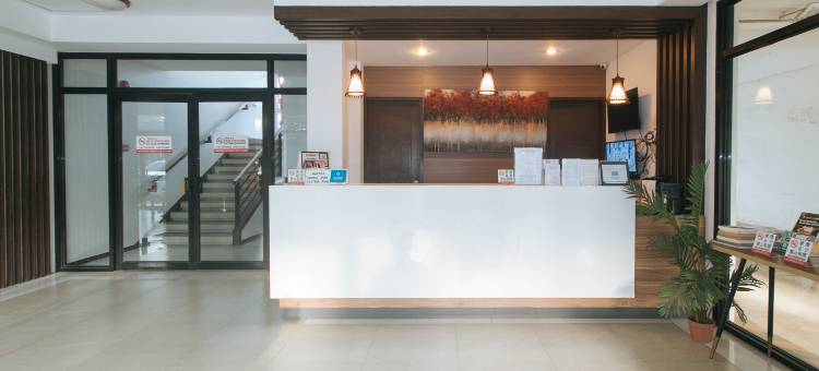 马蒂纳红多兹旅行者酒店(RedDoorz @ Traveler Inn Matina)图片