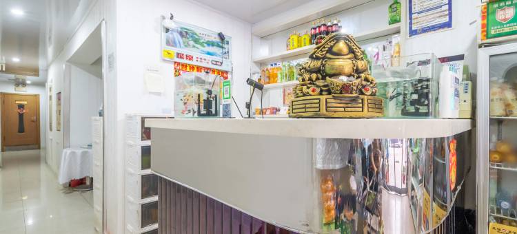 大连燕梓时尚宾馆(大连北站华南广场店)图片