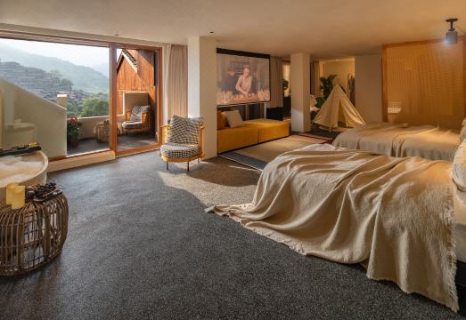 仟万里·Valtemon高空美野民宿（西江千户苗寨观景台店）外景图