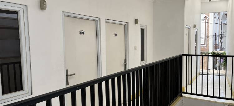 鲁玛库宁伊斯兰酒店(Rumah Kuning Syariah)图片