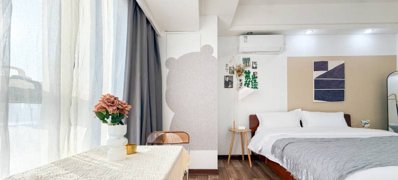 尘外民宿(浦西万达广场店)图片