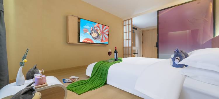 龙猫精灵酒店(成都宽窄巷子文殊院地铁站店)图片