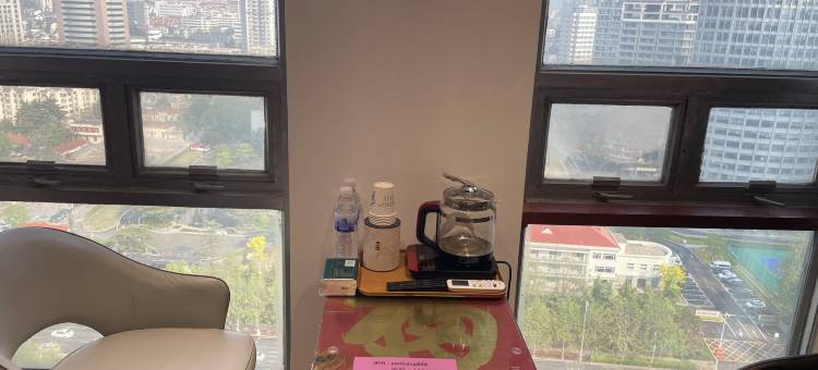 青岛佳期酒店(火车站中山路地铁站店)图片