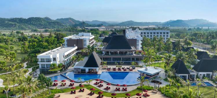龙目岛梅鲁贾尼曼达利卡铂尔曼海滨度假酒店(Pullman Lombok Merujani Mandalika Beach Resort)图片