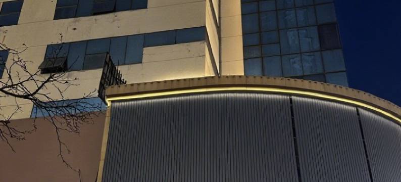 星耀轻奢公寓(青岛万达广场台东步行街店)图片