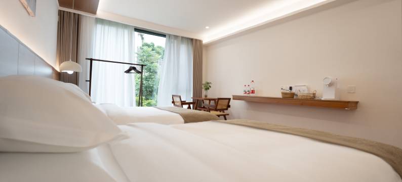 半山拾光民宿(神农架木鱼镇旅游集散中心店)图片