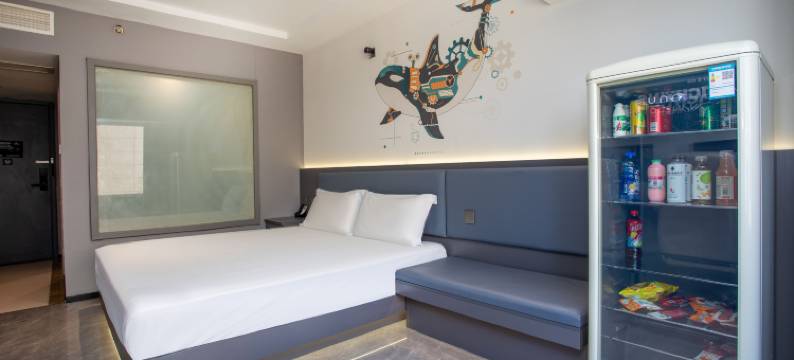 网鱼电竞酒店(上海虹口外国语大学店)图片