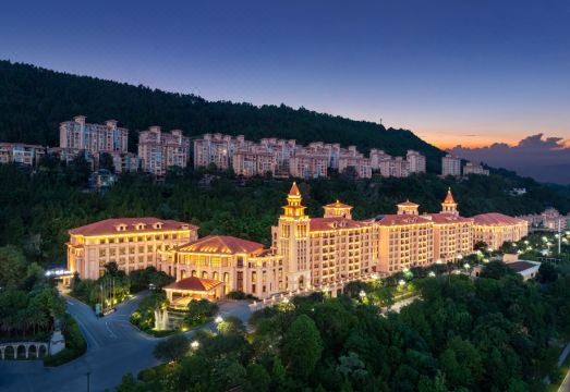 巴中兴合阳光酒店外景图