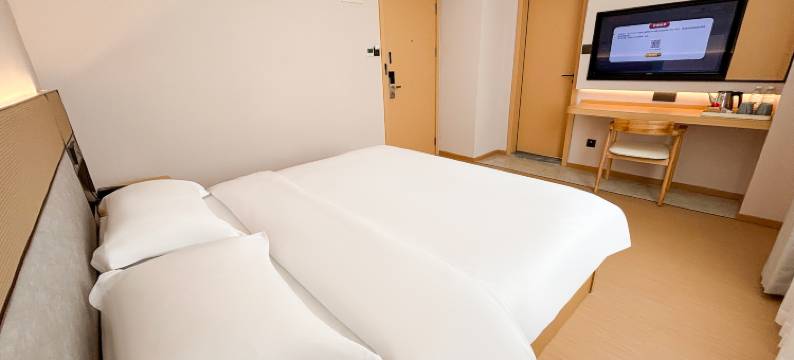 利安酒店(南康家具城店)图片